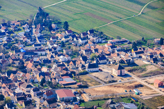 Neubaugebiet Dorfleben an der ehemaligen Sektkellerei in Böchingen im Bundesland Rheinland-Pfalz, Deutschland