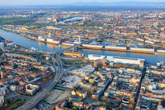 Mitte von Westen in Ludwigshafen am Rhein im Bundesland Rheinland-Pfalz, Deutschland