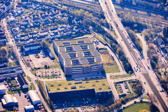 Dm-dialogicum (Zentrale) und dmTECH GmbH im Ortsteil Durlach in Karlsruhe im Bundesland Baden-Württemberg, Deutschland