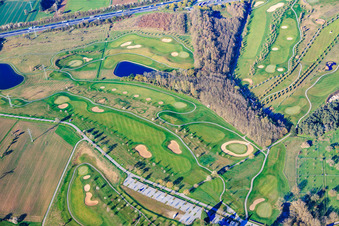 Golfplatz Golfpark Karlsruhe - GOLF absolute am Gut Batzenhof im Ortsteil Hohenwettersbach im Bundesland Baden-Württemberg, Deutschland