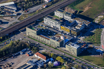 Holiday Inn Express Karlsruhe - City Park by IHG und Hauptfeuerwache Karlsruhe im Ortsteil Südstadt im Bundesland Baden-Württemberg, Deutschland