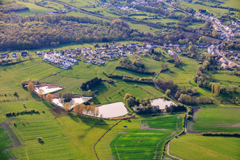 Vier Teiche an der Rue Des ètangs in Metzing im Bundesland Moselle, Frankreich