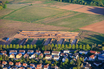 Erschliessungsarbeiten für Neubaugebiet auf der Wollmesheimer Höhe in Landau in der Pfalz im Bundesland Rheinland-Pfalz, Deutschland