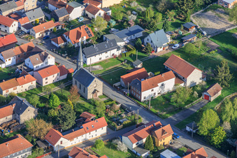 Dorfkirche in Peuschen im Bundesland Thüringen, Deutschland