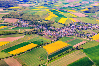 Büchold von Westen in Arnstein im Bundesland Bayern, Deutschland