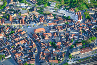 Marktplatz im Ortsteil Burgberg in Lichtenfels im Bundesland Bayern, Deutschland