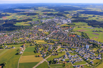 Stadtansicht aus Süden im Ortsteil Sulgen in Schramberg im Bundesland Baden-Württemberg, Deutschland