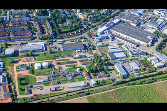 Öl- und Erdgastanks der ONEO GmbH & Co. KG in Landau in der Pfalz im Bundesland Rheinland-Pfalz, Deutschland