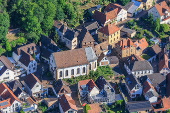 Katholische Kirche St. Stephanus in Gleisweiler im Bundesland Rheinland-Pfalz, Deutschland