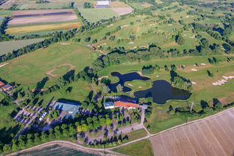Golfpark Kurpfalz von Osten in Limburgerhof im Bundesland Rheinland-Pfalz, Deutschland