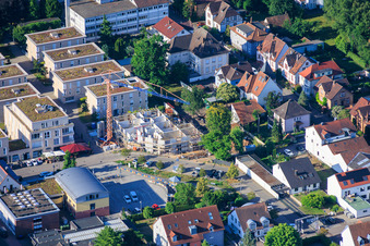 Neubaustelle für 18 Eigentumswohnungen Im Stadtkern von Grathwohl Erdbau, ETNA BAU GmbH und Abbruch GmbH und A-K.Bau GmbH    https:/// in Kandel im Bundesland Rheinland-Pfalz, Deutschland
