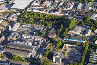 Knäble und Müller GmbH sowie REIF Bauunternehmung GmbH & Co. KG im Ortsteil Neckarau in Mannheim im Bundesland Baden-Württemberg, Deutschland