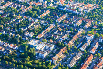 Reiterweg x Hermsheimer Straße im Ortsteil Neuhermsheim in Mannheim im Bundesland Baden-Württemberg, Deutschland