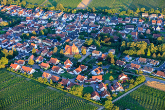 Insheim von Nordwesten im Bundesland Rheinland-Pfalz, Deutschland