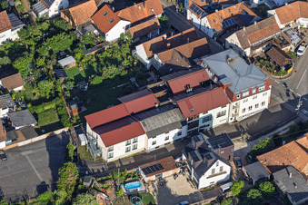 Landgasthof Zur Linde in der Dorfmitte in Silz im Bundesland Rheinland-Pfalz, Deutschland