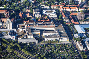 Städtisches Klinikum Karlsruhe gGmbH, Klinik für Mund-Kiefer-Gesichtschirurgie und Franz-Lust-Klinik für Kinder- und Jugendmedizin (Kinderklinik Karlsruhe)  einrichtungen/kopfkliniken/mund-kiefer-und-gesichtschirurgie einrichtungen/kinder-und-frauenklinik/kinder-und-jugendmedizin im Ortsteil Nordweststadt im Bundesland Baden-Württemberg, Deutschland