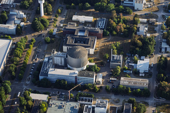 Karlsruhe Institut für Technologie - Campus Nord mit Hydrogen Test Centre Karlsruhe HYKA und Institute of Nanotechnology im Ortsteil Leopoldshafen in Eggenstein-Leopoldshafen im Bundesland Baden-Württemberg, Deutschland