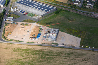 Baustelle für das neue Campus von X2E für Verwaltungs- und Produktionsgebäude in Rohrbach im Bundesland Rheinland-Pfalz, Deutschland