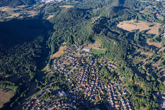 Erfweiler von Nordosten im Bundesland Rheinland-Pfalz, Deutschland
