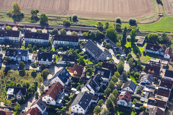 Reihenhäuser in dr Ginstrstraße am Bahndamm in Babenhausen im Bundesland Hessen, Deutschland
