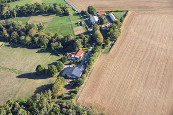 Aussiedlerhöfe bei Schlierbach im Ortsteil Klein-Umstadt in Groß-Umstadt im Bundesland Hessen, Deutschland