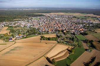 Schaafheim von Süden im Bundesland Hessen, Deutschland