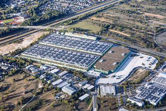 Industriegebiet Uchtweide mit Seifert Logistics Group, Mercedes-Benz, in Bischweier im Bundesland Baden-Württemberg, Deutschland