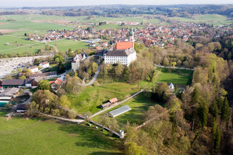 Kloster Andechs im Ortsteil Erling im Bundesland Bayern, Deutschland von oben