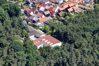 Paulat Kunststoff GmbH in Hatzenbühl im Bundesland Rheinland-Pfalz, Deutschland