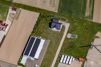 Gewerbegebiet Geräutäcker von Osten in Hatzenbühl im Bundesland Rheinland-Pfalz, Deutschland von oben
