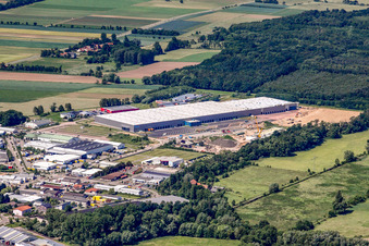 Luftaufnahme von Neubau Logistikzentrum am Horstring im Ortsteil Minderslachen in Kandel im Bundesland Rheinland-Pfalz, Deutschland