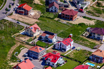 Am Höhenweg in Kandel im Bundesland Rheinland-Pfalz, Deutschland aus der Luft betrachtet
