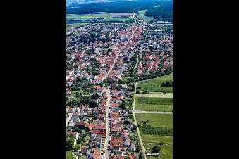 Verlauf der Straßenführung der Saarstraße in Kandel im Bundesland Rheinland-Pfalz, Deutschland
