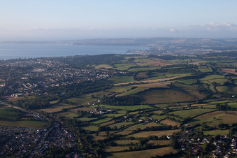 Drohnenaufname von Kingskerswell im Bundesland England, Großbritanien