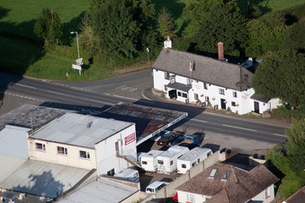 Abbotskerswell im Bundesland England, Großbritanien von einer Drohne aus