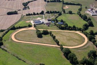 Vibraye im Bundesland Sarthe, Frankreich von oben gesehen