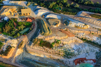 Sibelco Tongrube Doris in Eisenberg im Bundesland Rheinland-Pfalz, Deutschland