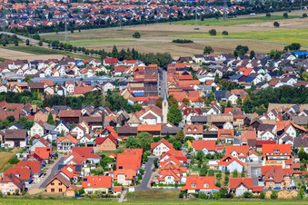Luftbild von Rülzheimer Straße in Kuhardt im Bundesland Rheinland-Pfalz, Deutschland