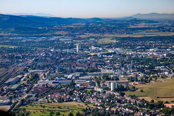 Offenburg von Norden im Ortsteil Bohlsbach im Bundesland Baden-Württemberg, Deutschland