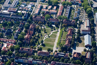 Parkanlage Platz der Verfassungsfreunde in Offenburg im Bundesland Baden-Württemberg, Deutschland