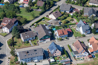 Gartenstraße von Südosten im Ortsteil Sand in Willstätt im Bundesland Baden-Württemberg, Deutschland