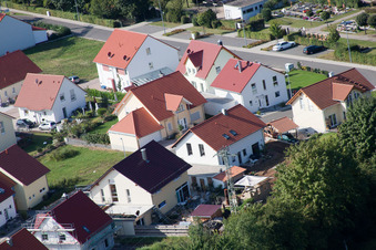 Luftaufnahme von Neubaugebiet An d. Anhaide im Ortsteil Schaidt in Wörth am Rhein im Bundesland Rheinland-Pfalz, Deutschland