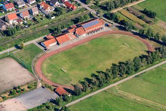 Fussballplatz der Sportfreunde Steinfeld im Bundesland Rheinland-Pfalz, Deutschland