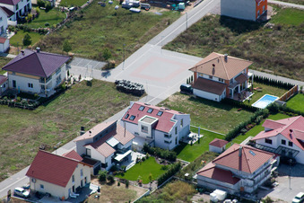 Drohnenaufname von Am Höhenweg in Kandel im Bundesland Rheinland-Pfalz, Deutschland