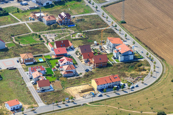 Drohnenaufname von Am Höhenweg in Kandel im Bundesland Rheinland-Pfalz, Deutschland
