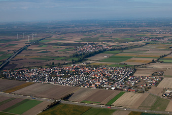 Dorfansicht in Beindersheim im Bundesland Rheinland-Pfalz, Deutschland