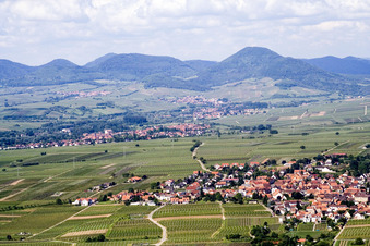Luftbild von Nußdorf von Osten in Landau in der Pfalz im Bundesland Rheinland-Pfalz, Deutschland