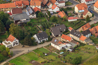 Luftbild von Wiesenstr im Ortsteil Rechtenbach in Schweigen-Rechtenbach im Bundesland Rheinland-Pfalz, Deutschland