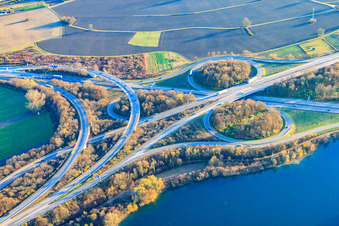 Wörther Kreuz A65 x B9 im Ortsteil Maximiliansau in Wörth am Rhein im Bundesland Rheinland-Pfalz, Deutschland