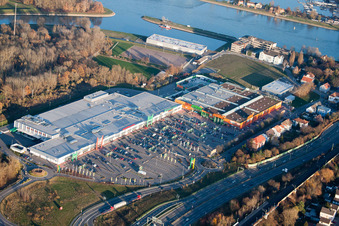 Luitpoldcenter im Ortsteil Maximiliansau in Wörth am Rhein im Bundesland Rheinland-Pfalz, Deutschland